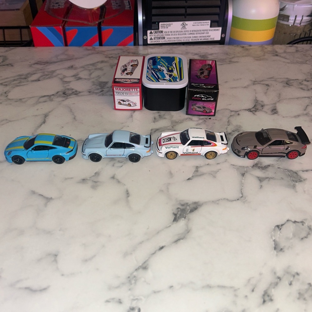 Porsche 1:64 Scale Diecast Toy Car Bundle Lot of 4 - Picture 2 of 5